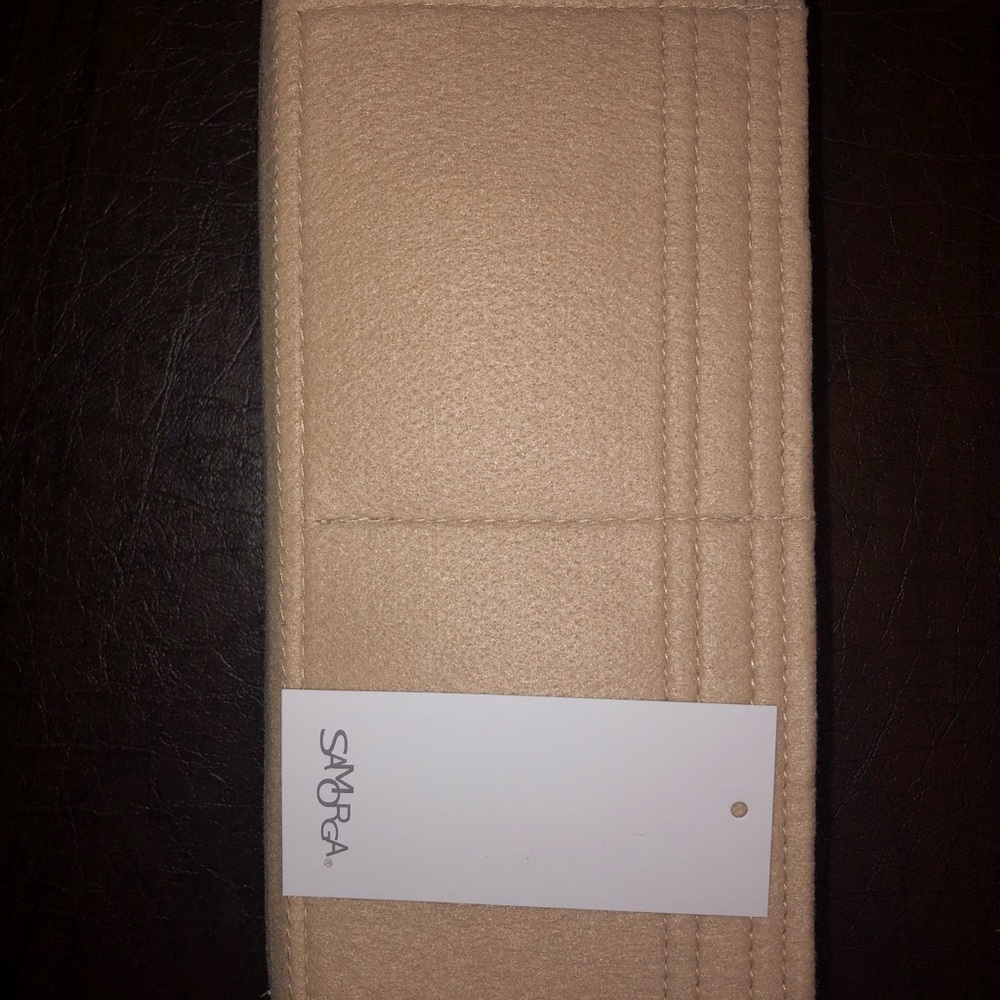 Louis Vuitton Favorite Samorga